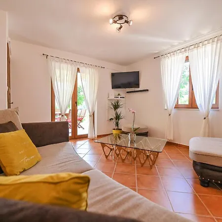 Brbon - Serene Getaway 빌라 *