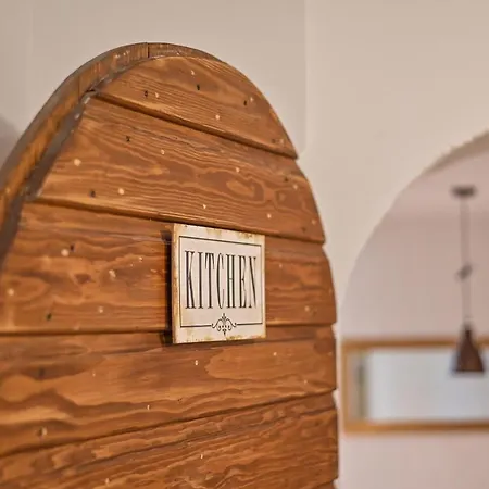 Brbon - Serene Getaway 빌라 *